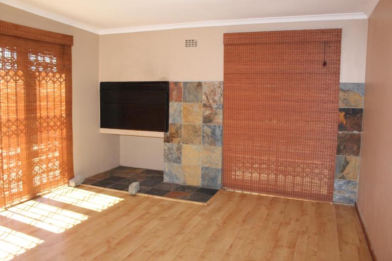 2 Bedroom Property for Sale in Glenwood Western Cape